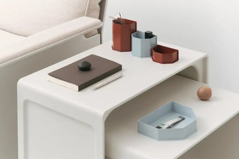 建築板金の「折り」技術が生む美しい多角形オーガナイザー「POLY」の画像1